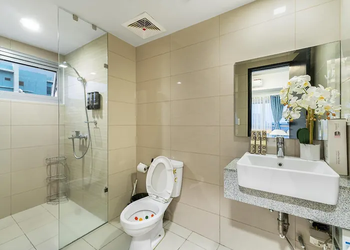 Luxurious Staycation Near Okada, Airport, Of Dreams, Solaire, And Moa With Free Pool & Gym Apartamento Manila